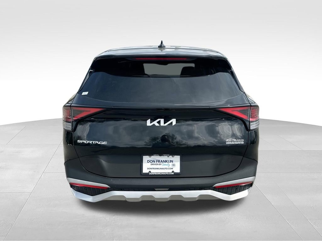 Used 2024 Kia Sportage EX FWD image 7