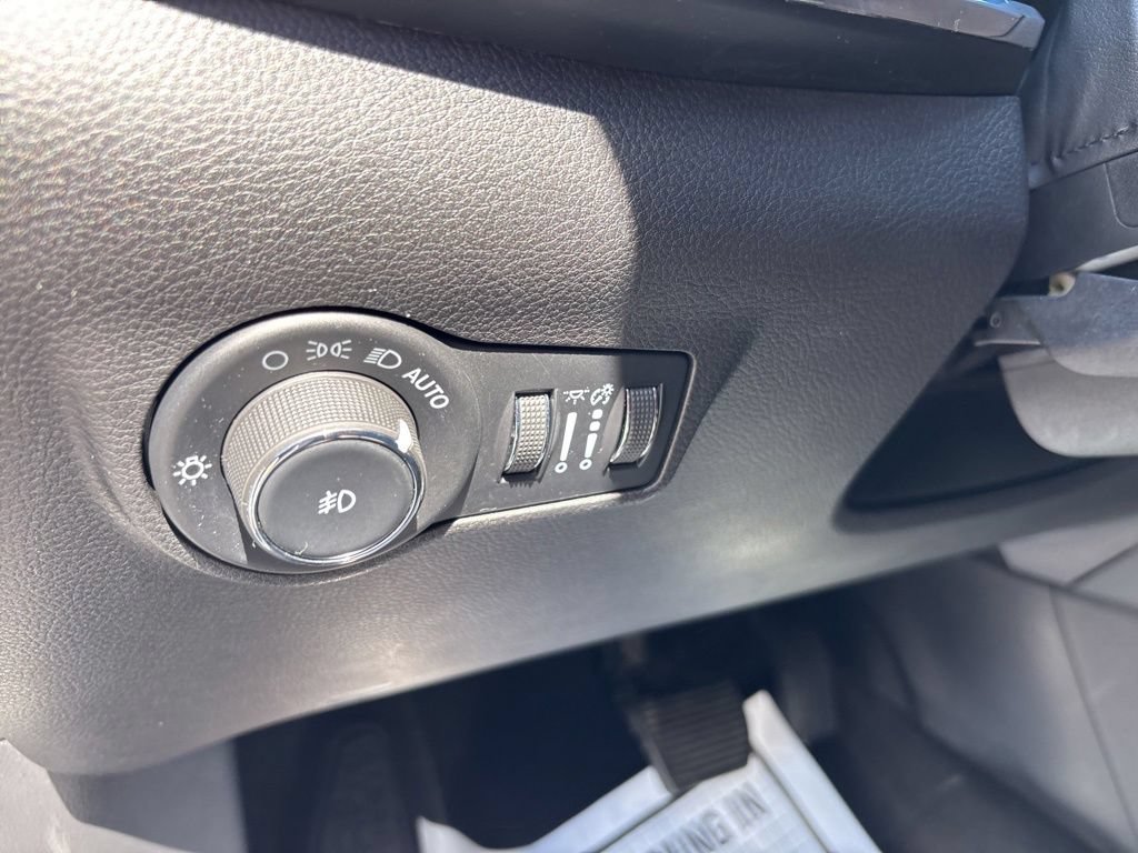 Used 2022 Jeep Compass High Altitude AWD/4WD image 22