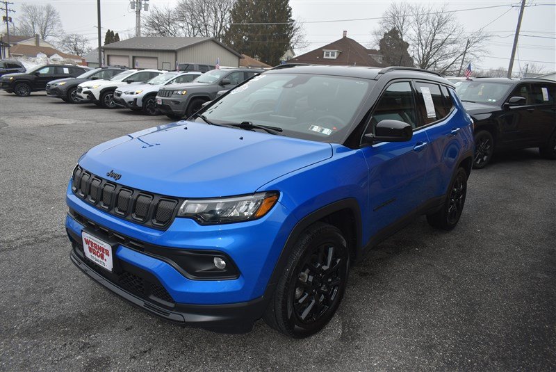 Used 2022 Jeep Compass Latitude w/ Convenience Group AWD/4WD image 7