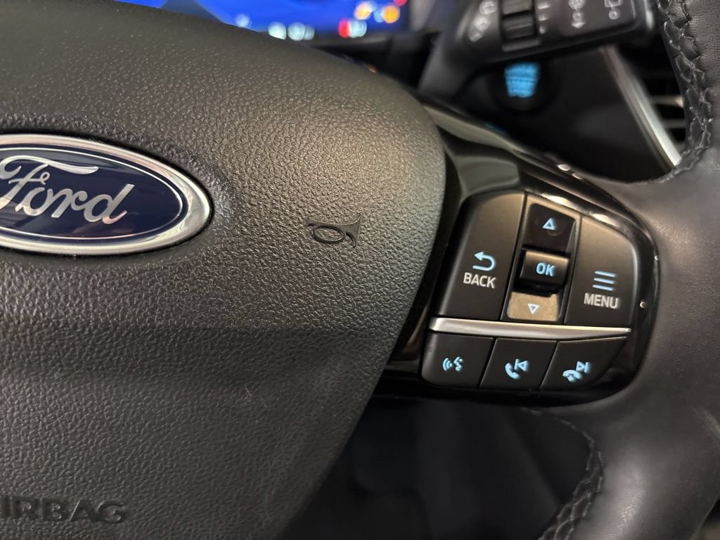 Used 2022 Ford Escape Titanium AWD/4WD image 15