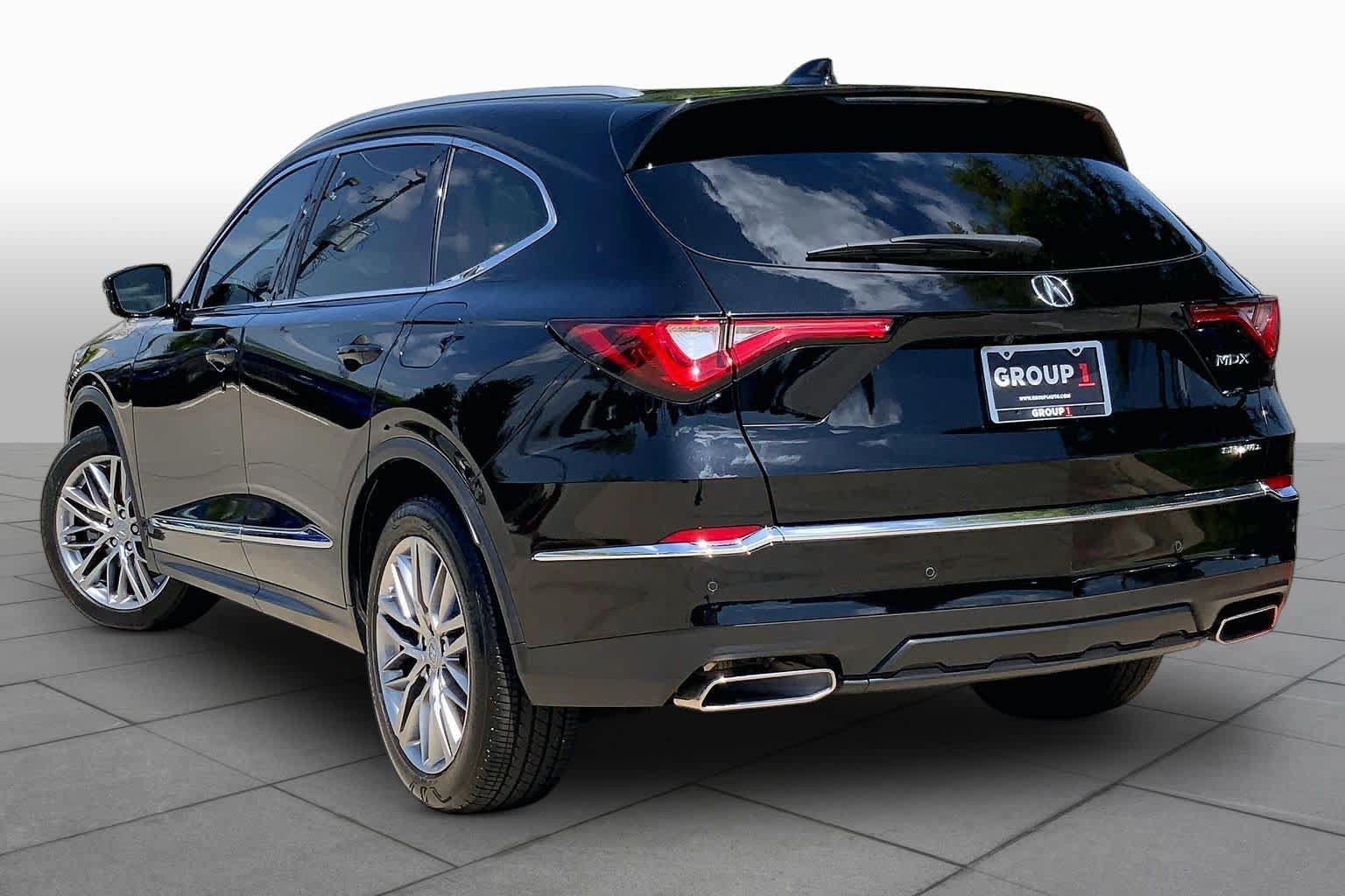Used 2023 Acura MDX SH-AWD w/ Advance Package image 12