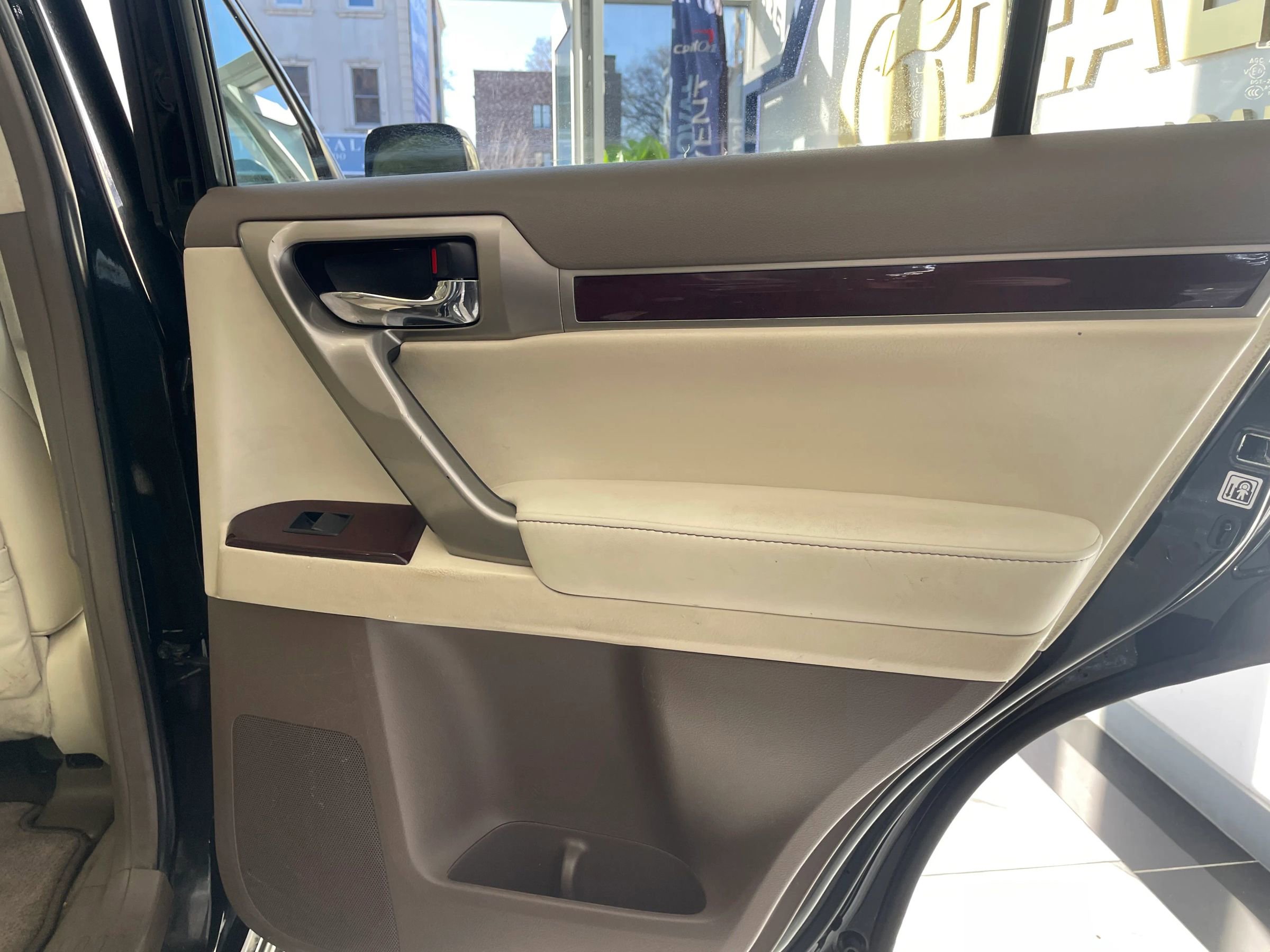 Used 2018 Lexus GX 460 Premium image 23