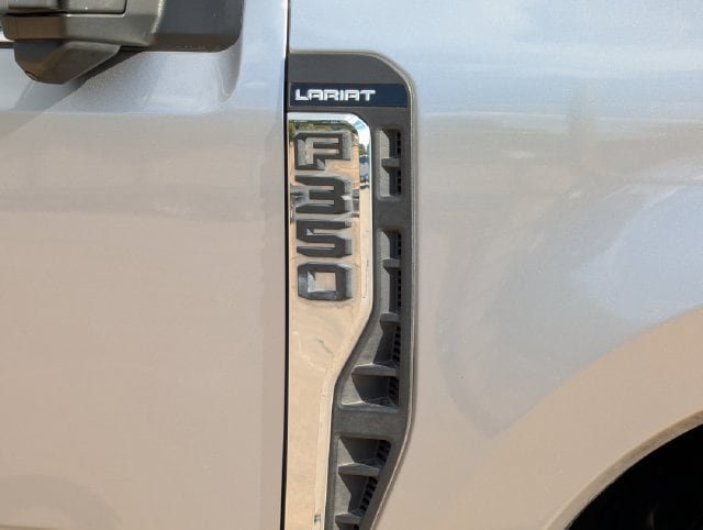 Used 2023 Ford F350 Lariat w/ Chrome Package AWD/4WD image 11