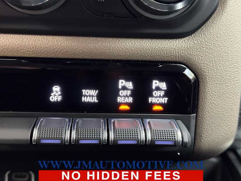 Used 2022 RAM 1500 Laramie AWD/4WD image 37