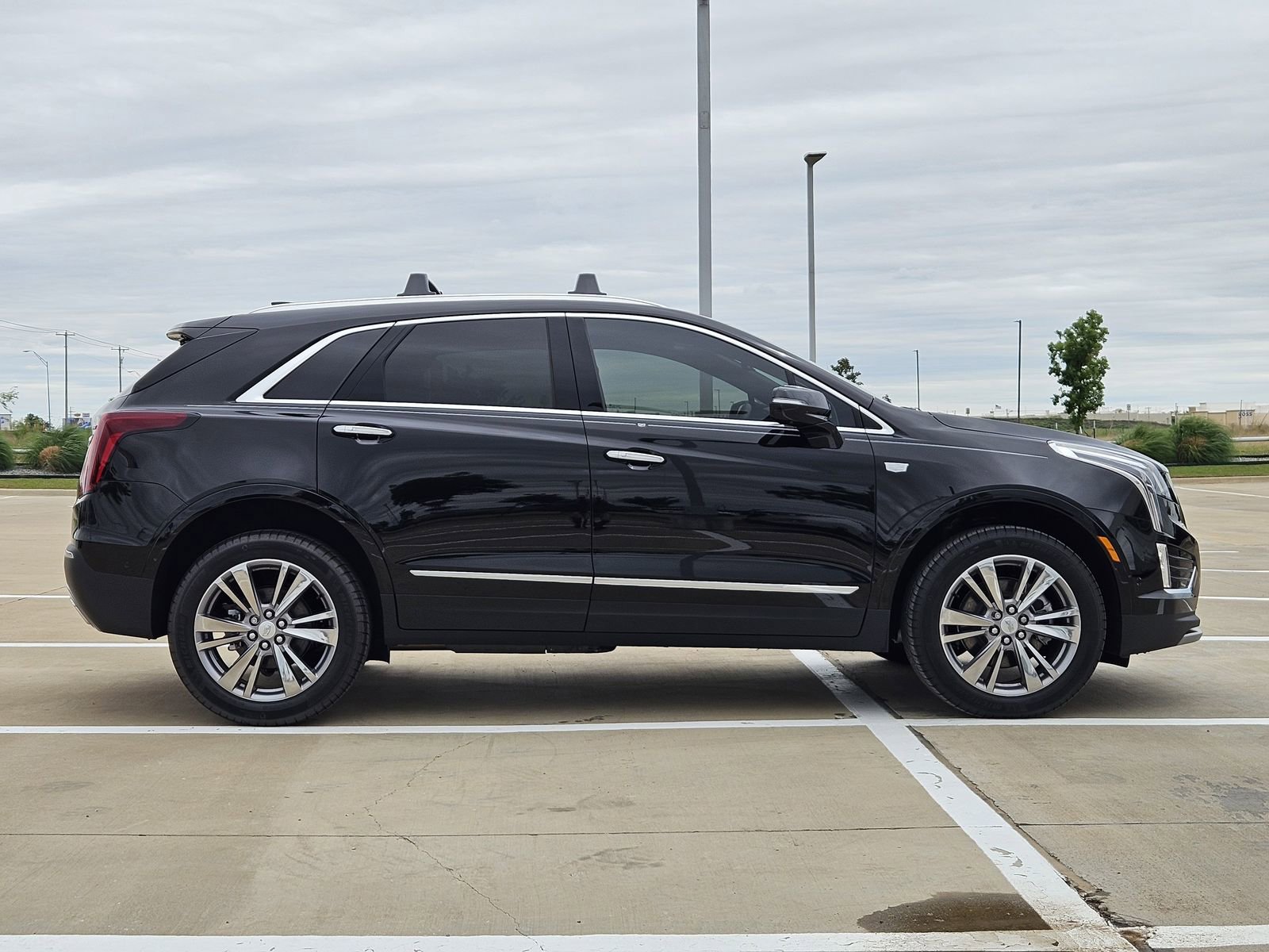 New 2026 Cadillac XT5 Premium Luxury FWD image 7