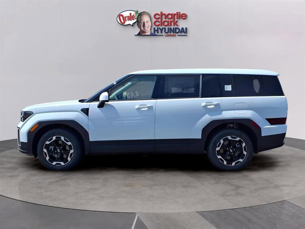 New 2026 Hyundai Santa Fe SE image 2