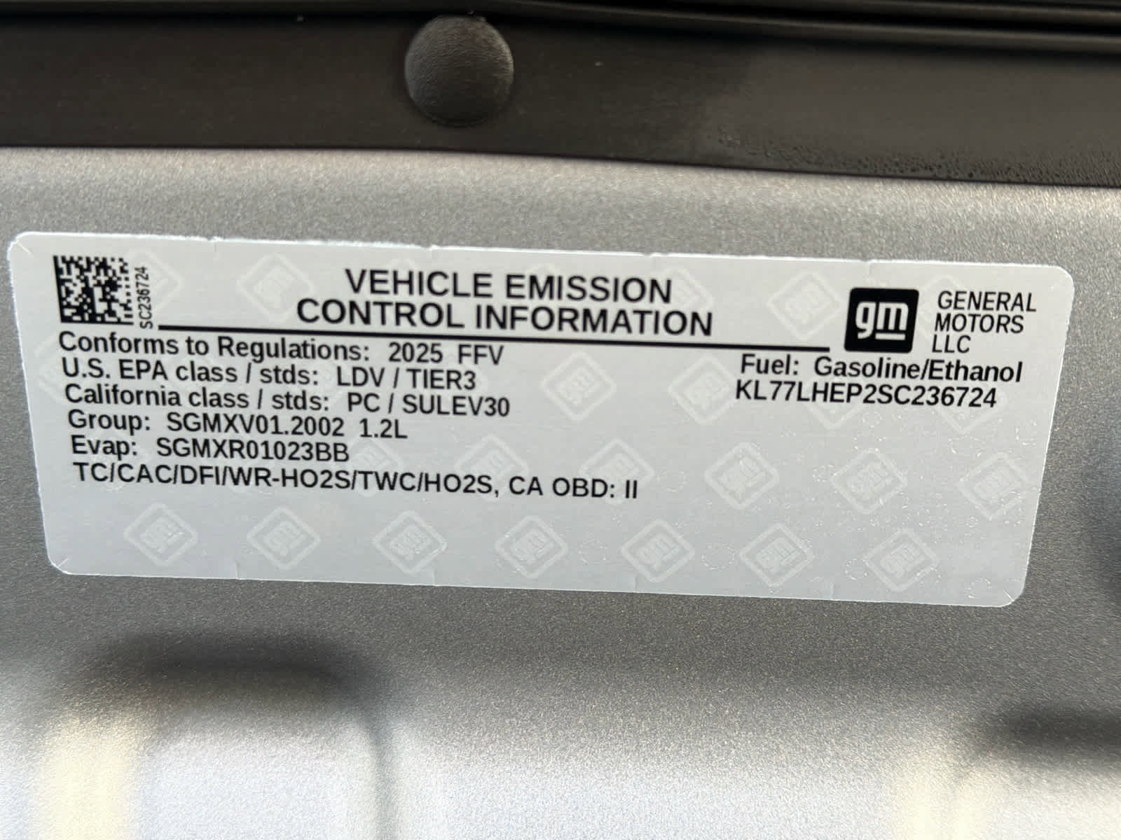 Used 2025 Chevrolet Trax LT w/ LT Convenience Package image 13