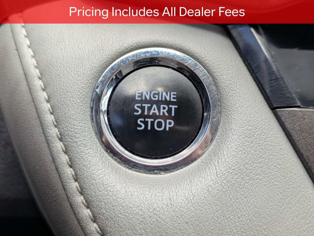 Used 2015 Toyota RAV4 Limited FWD image 29