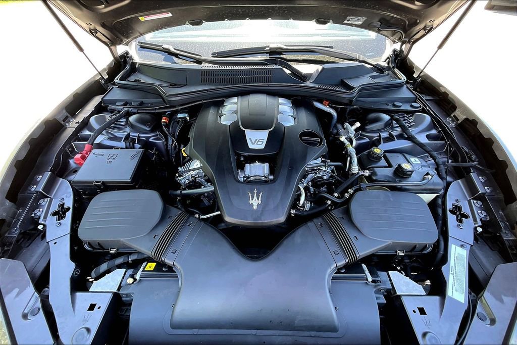 Used 2022 Maserati Ghibli GT image 13