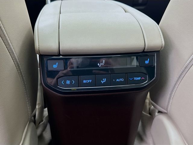 Used 2022 Toyota Highlander Platinum image 27