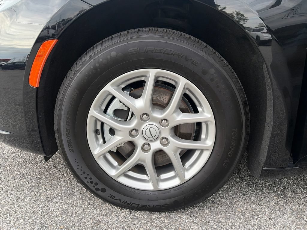 Used 2025 Chrysler Pacifica Select FWD image 26