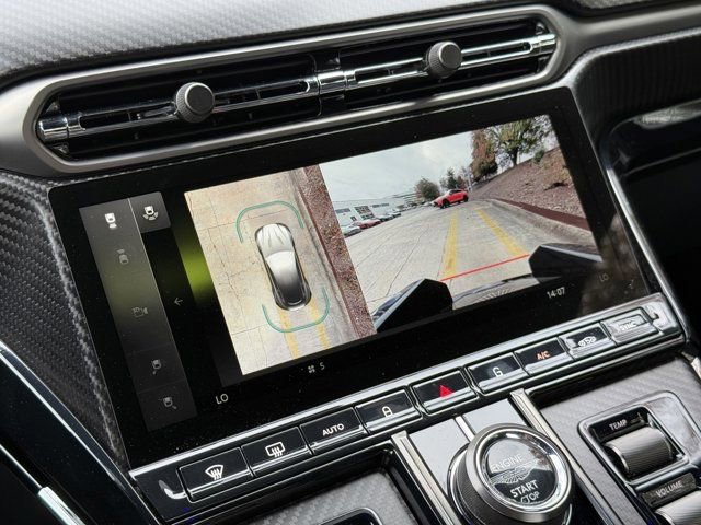 New 2025 Aston Martin V8 Vantage Coupe image 22