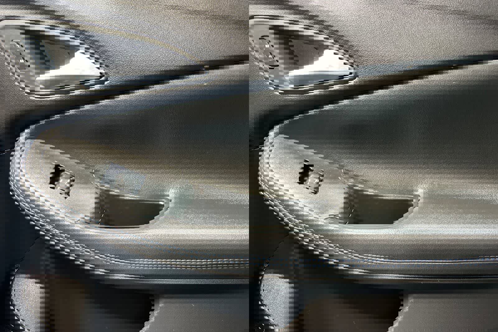 Used 2025 Buick Encore GX Sport Touring w/ Experience Buick Package image 20