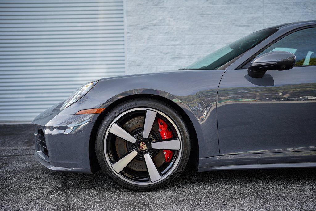 Used 2025 Porsche 911 Carrera S image 11