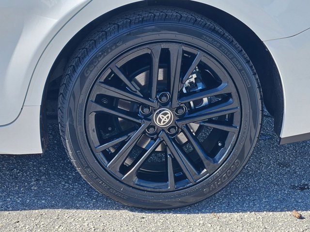 Used 2025 Toyota Camry SE w/ Convenience Package image 23