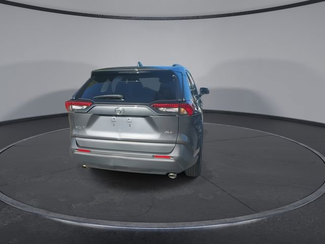 Used 2023 Toyota RAV4 XLE image 13