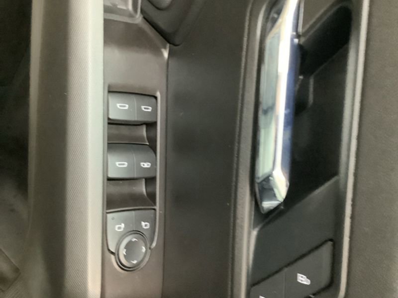 New 2026 GMC Canyon Elevation w/ Convenience Package image 14