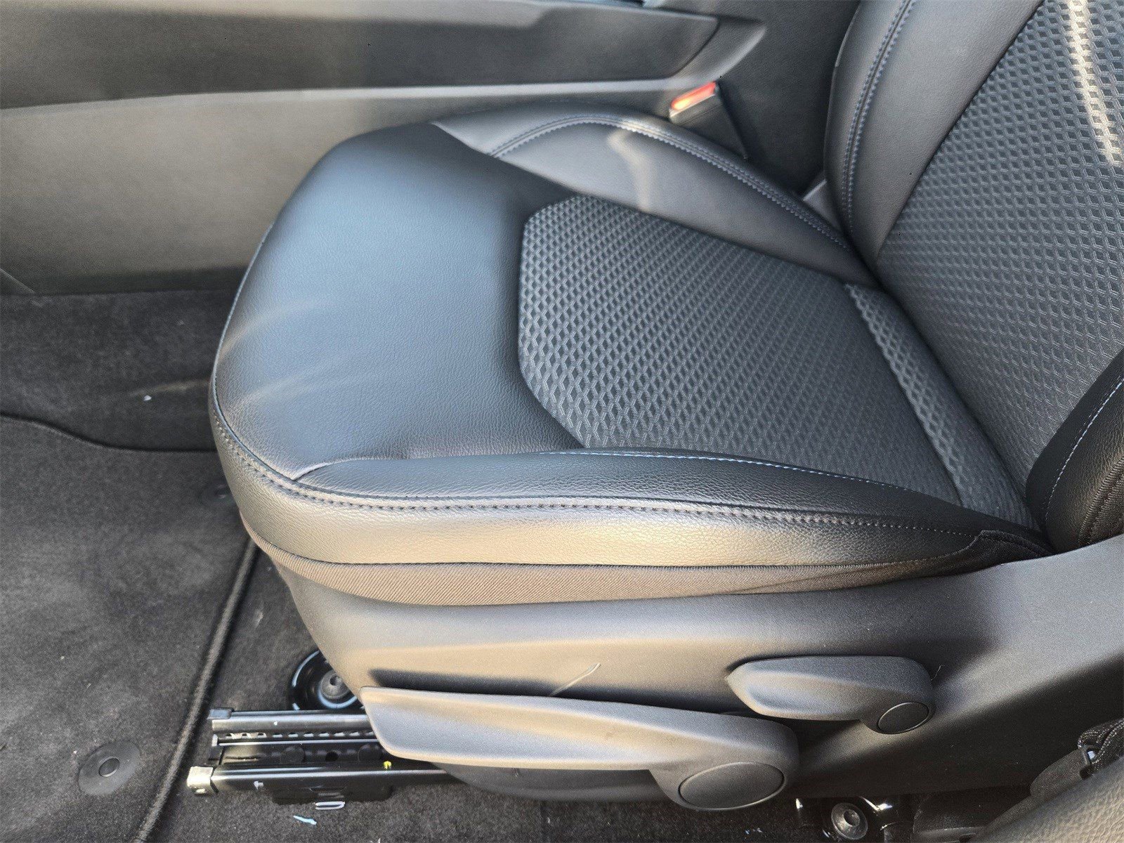 New 2026 Jeep Compass Latitude image 23