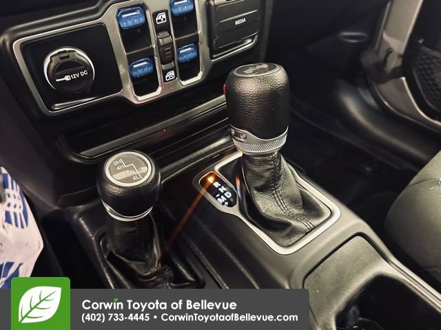 Used 2021 Jeep Wrangler Unlimited Islander image 27