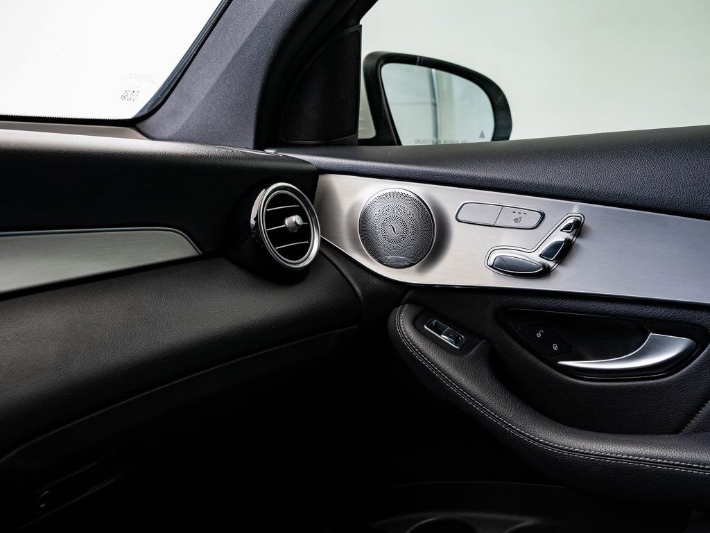 Used 2019 Mercedes-Benz GLC 300 4MATIC Coupe image 41