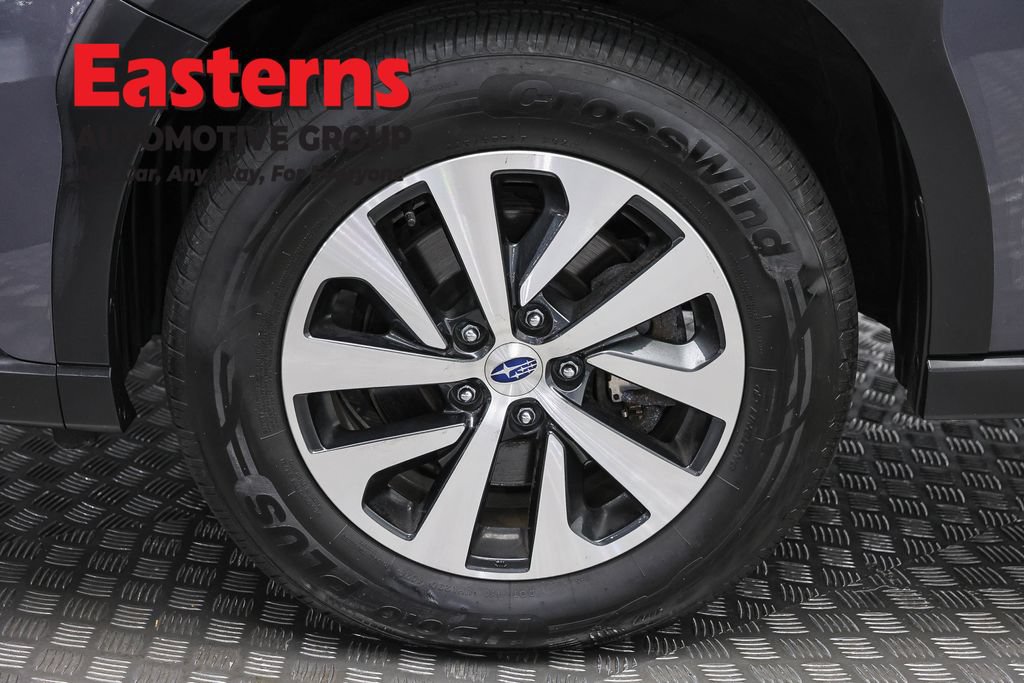 Used 2023 Subaru Outback Premium AWD/4WD image 30
