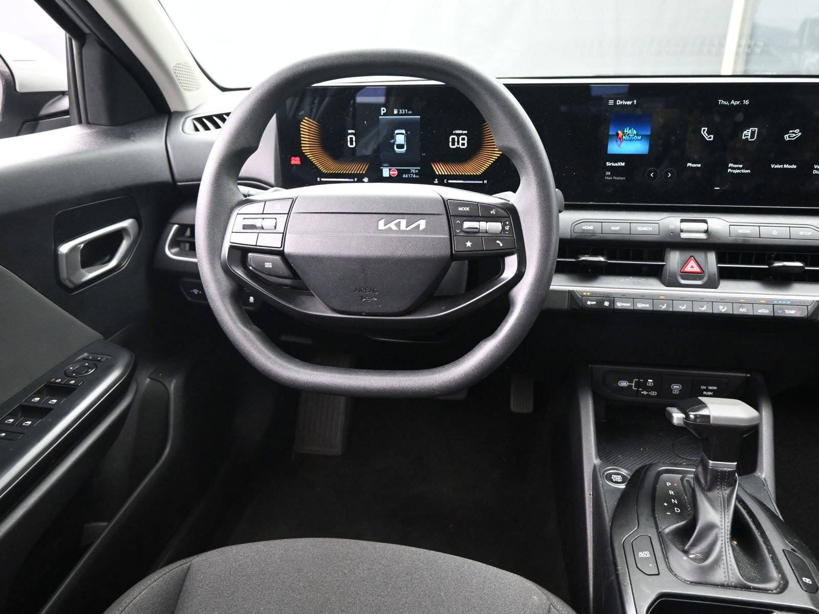 Used 2025 Kia K4 LXS FWD image 11