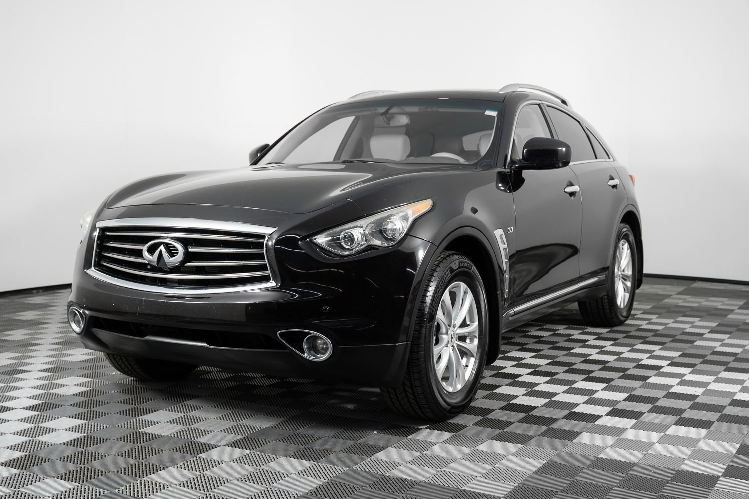 Used 2014 INFINITI QX70 AWD w/ Premium Package image 2