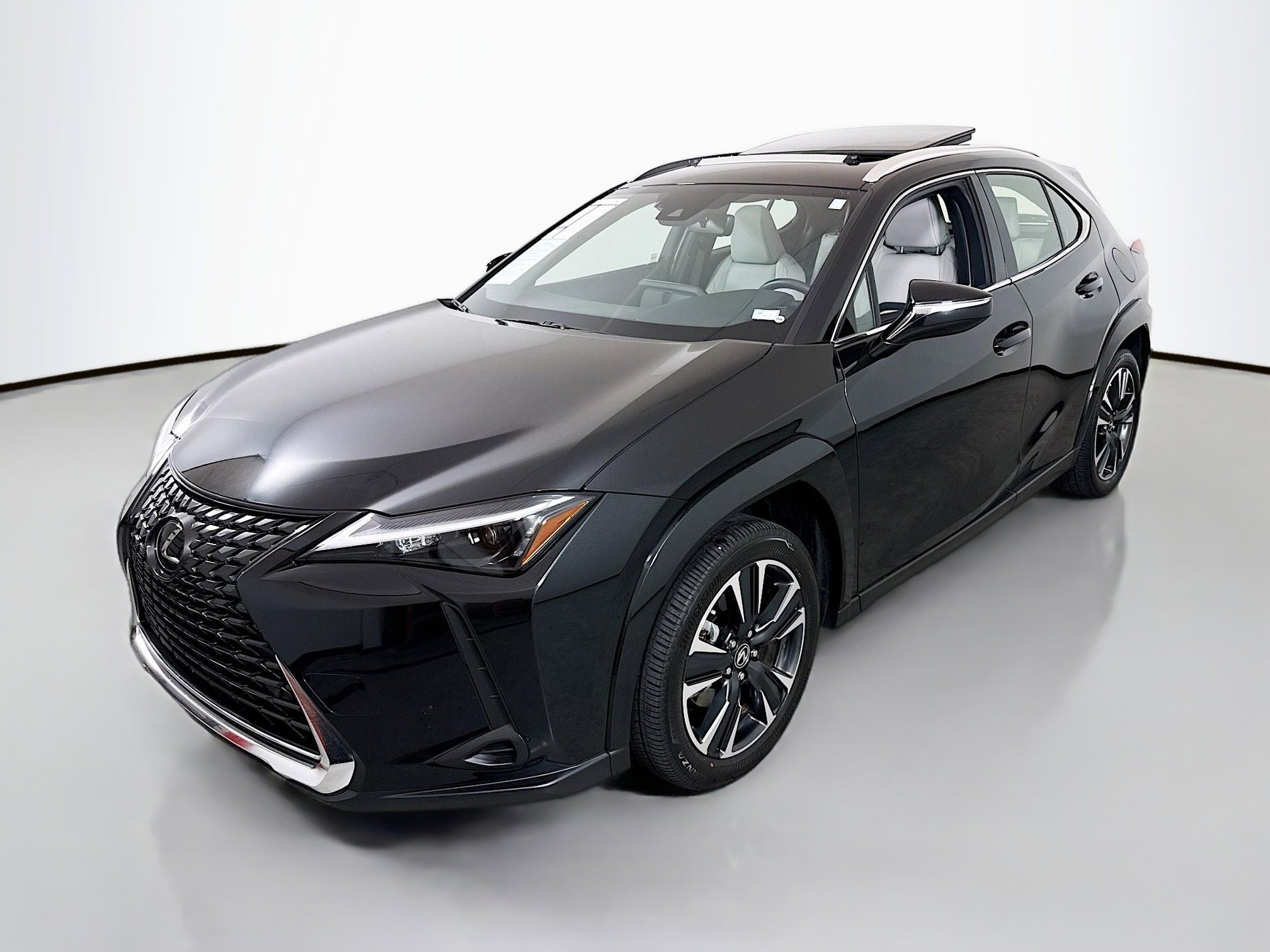 Used 2024 Lexus UX 250h AWD w/ Premium Package image 3