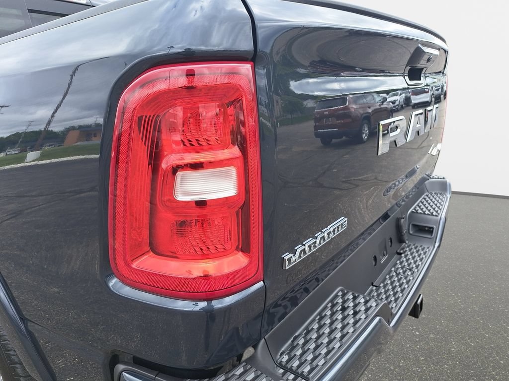 New 2026 RAM 1500 Laramie AWD/4WD image 33