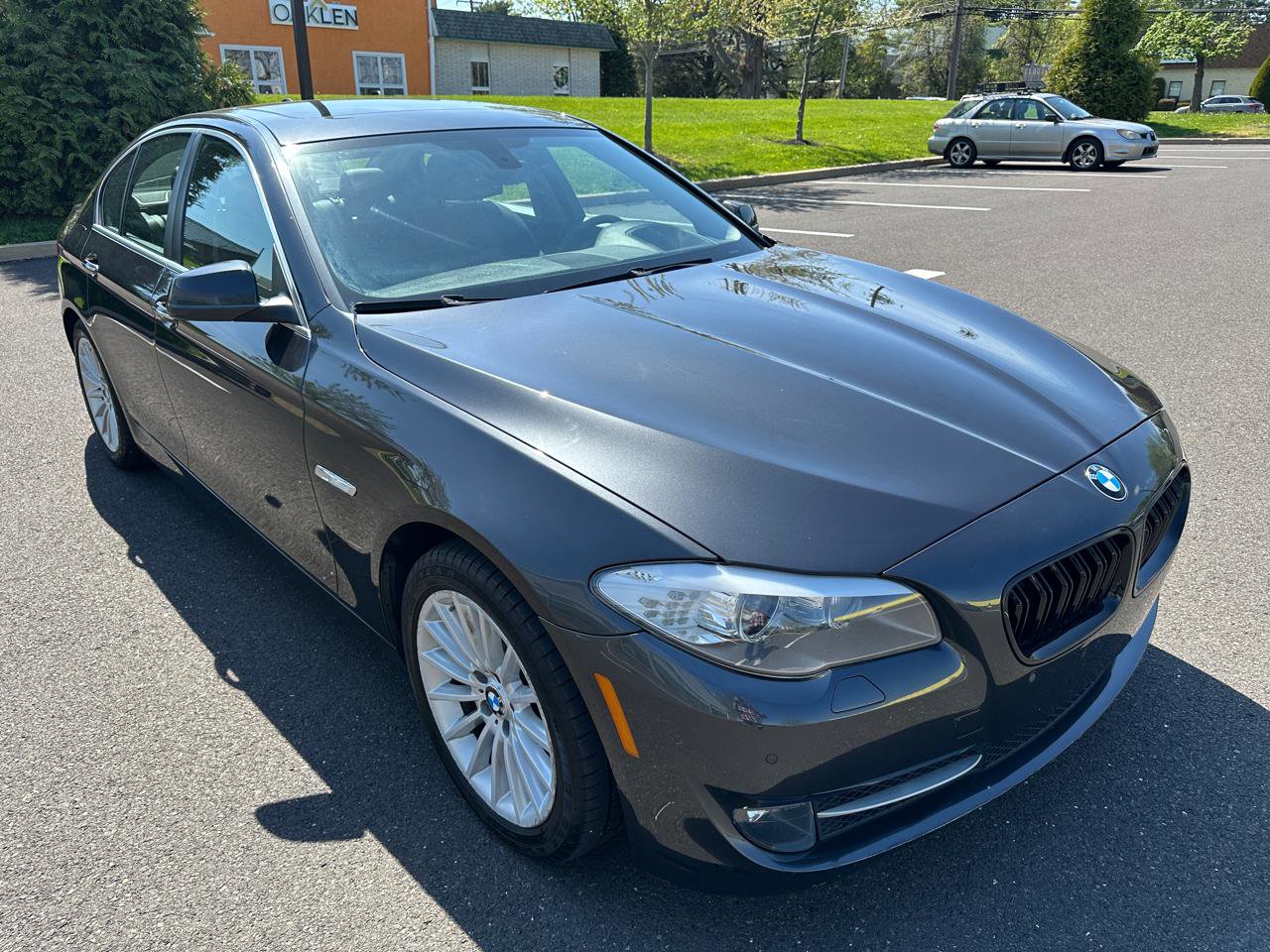 Used 2013 BMW 535i xDrive Sedan AWD/4WD image 3