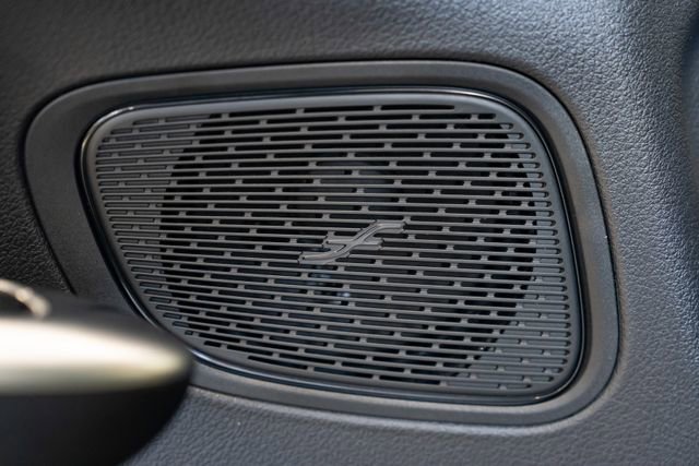 Used 2025 Mercedes-Benz GLC 300 4MATIC image 22