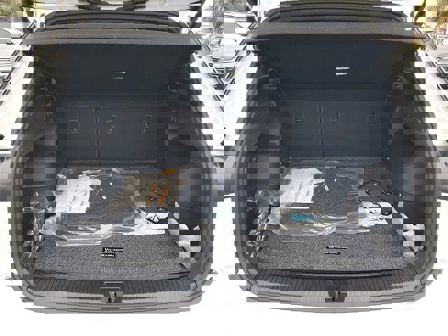 New 2026 Volkswagen Tiguan SEL R-Line image 8