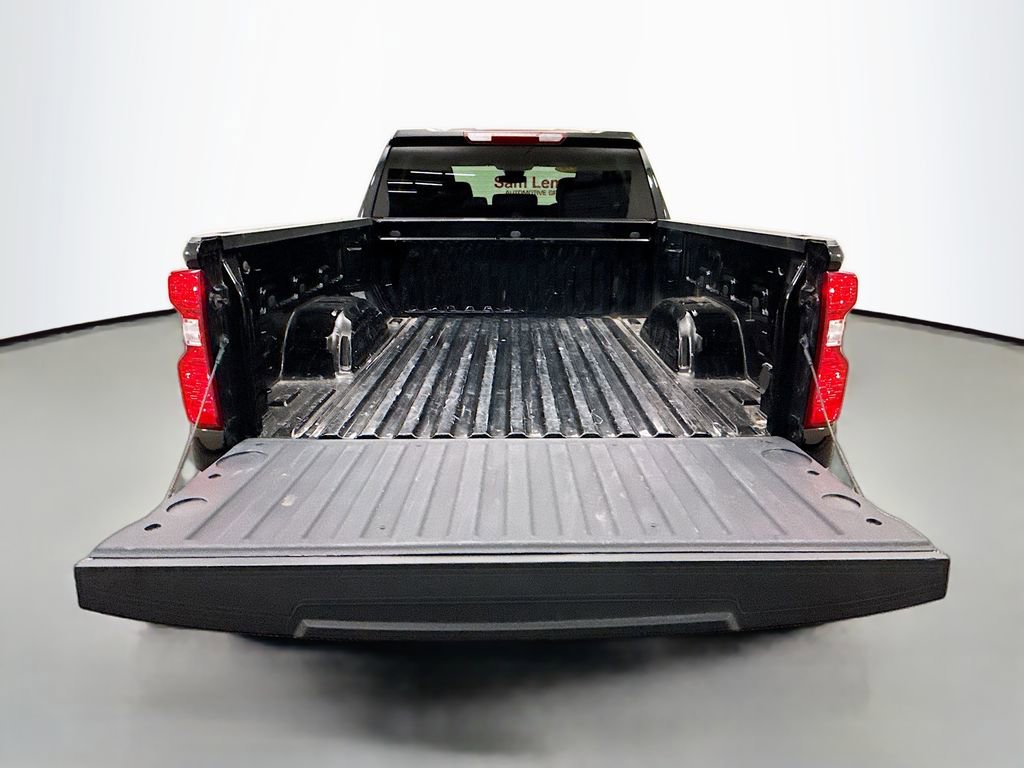 Used 2025 Chevrolet Silverado 1500 LT AWD/4WD image 29