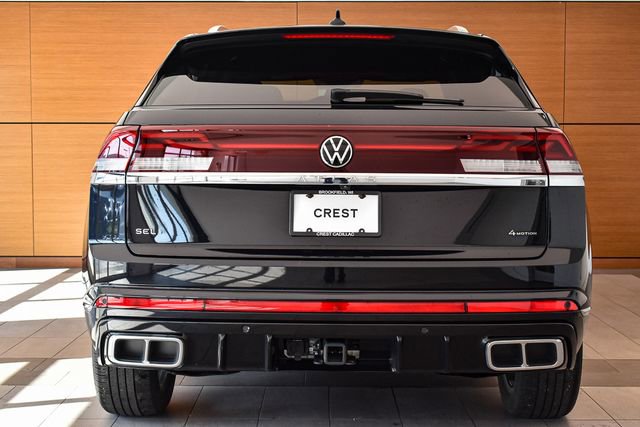 Used 2024 Volkswagen Atlas Cross Sport SEL R-Line AWD/4WD image 7