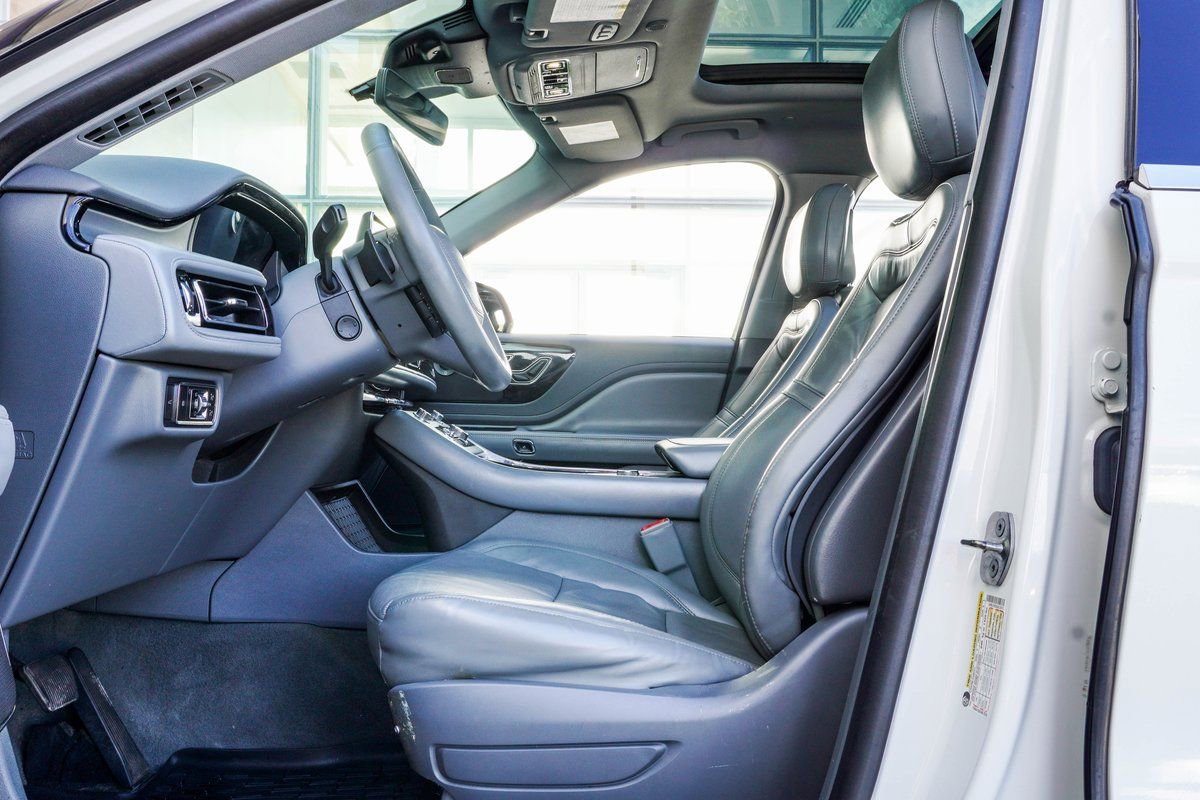 Used 2020 Lincoln Aviator Reserve w/ Equipment Group 201A image 20