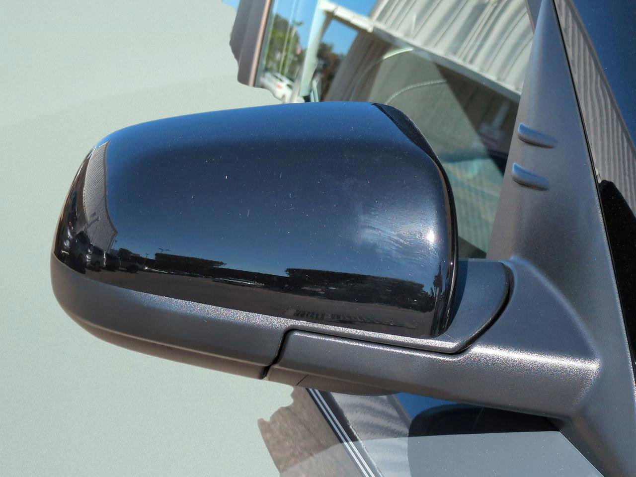 Certified 2024 Hyundai Venue Limited image 19