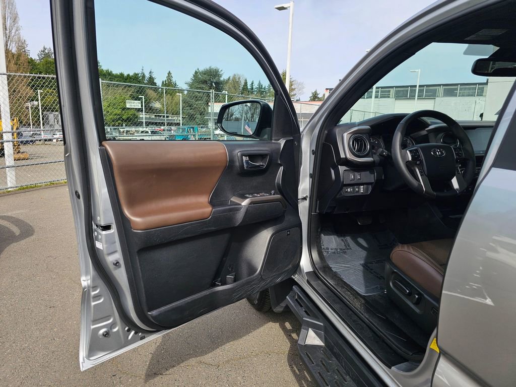 Certified 2023 Toyota Tacoma Limited AWD/4WD image 23