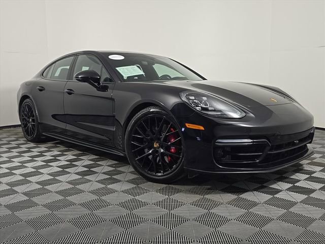Certified 2023 Porsche Panamera GTS image 9