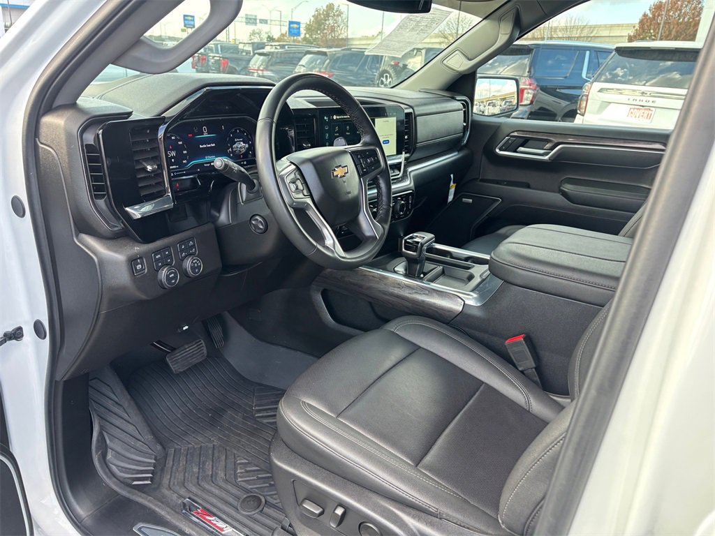 Certified 2025 Chevrolet Silverado 1500 LTZ w/ LTZ Premium Texas Edition image 4