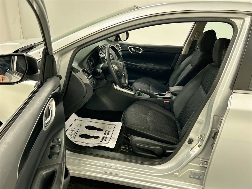 Used 2018 Nissan Sentra SV image 9