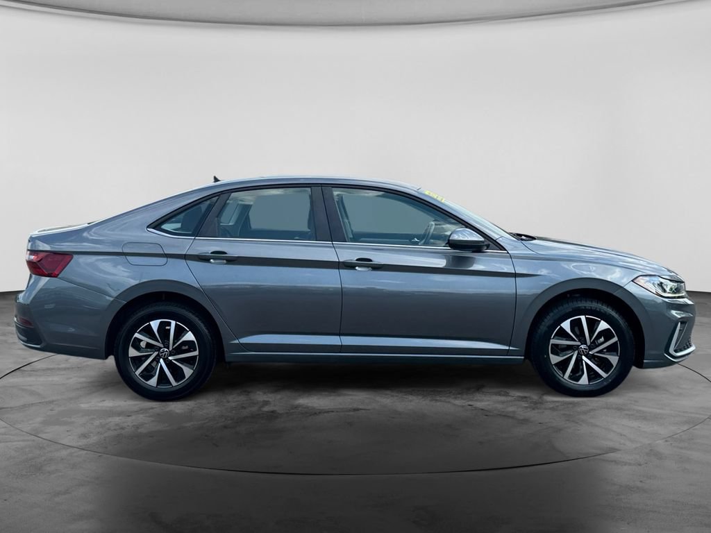 Used 2025 Volkswagen Jetta S FWD image 9