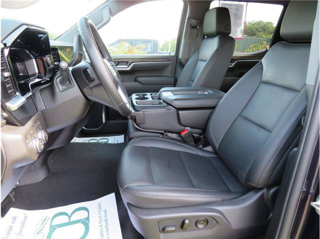 Used 2026 GMC Sierra 1500 SLT AWD/4WD image 4