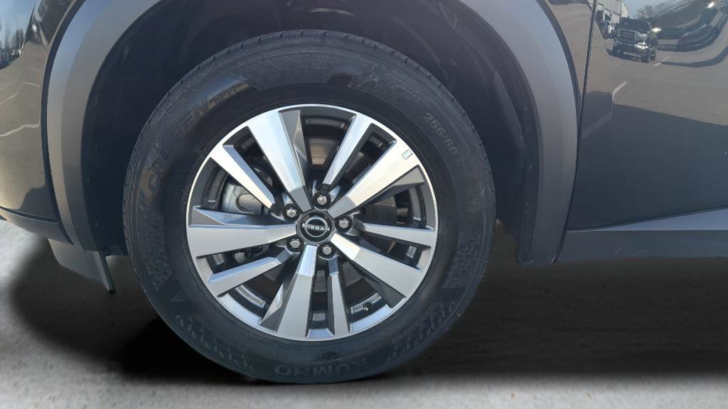 Certified 2025 Nissan Pathfinder SL image 14