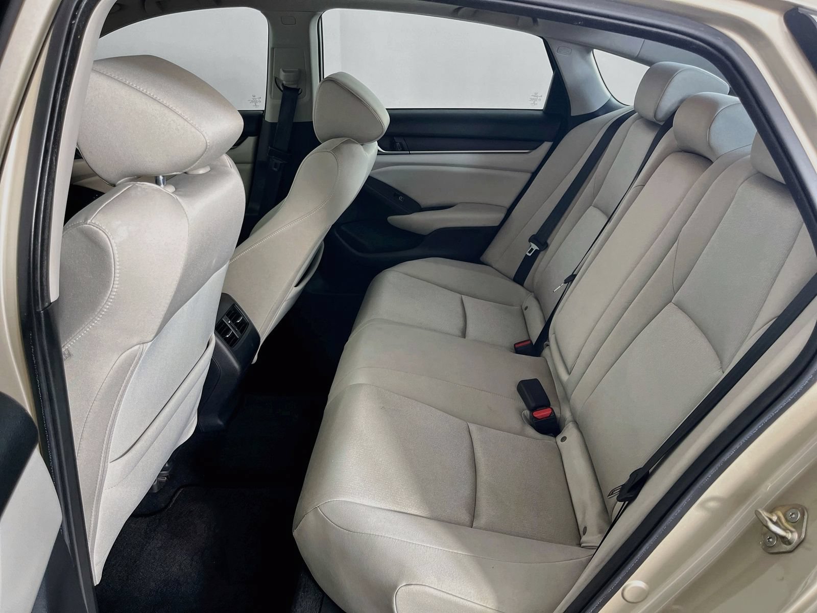 Used 2019 Honda Accord EX image 33