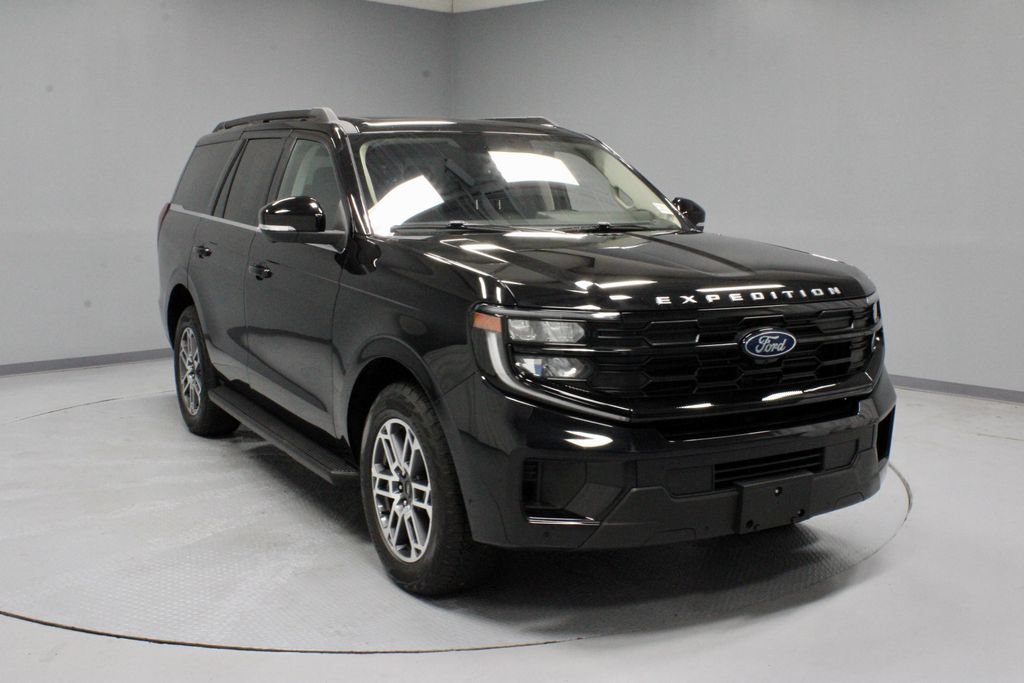 Certified 2025 Ford Expedition Active