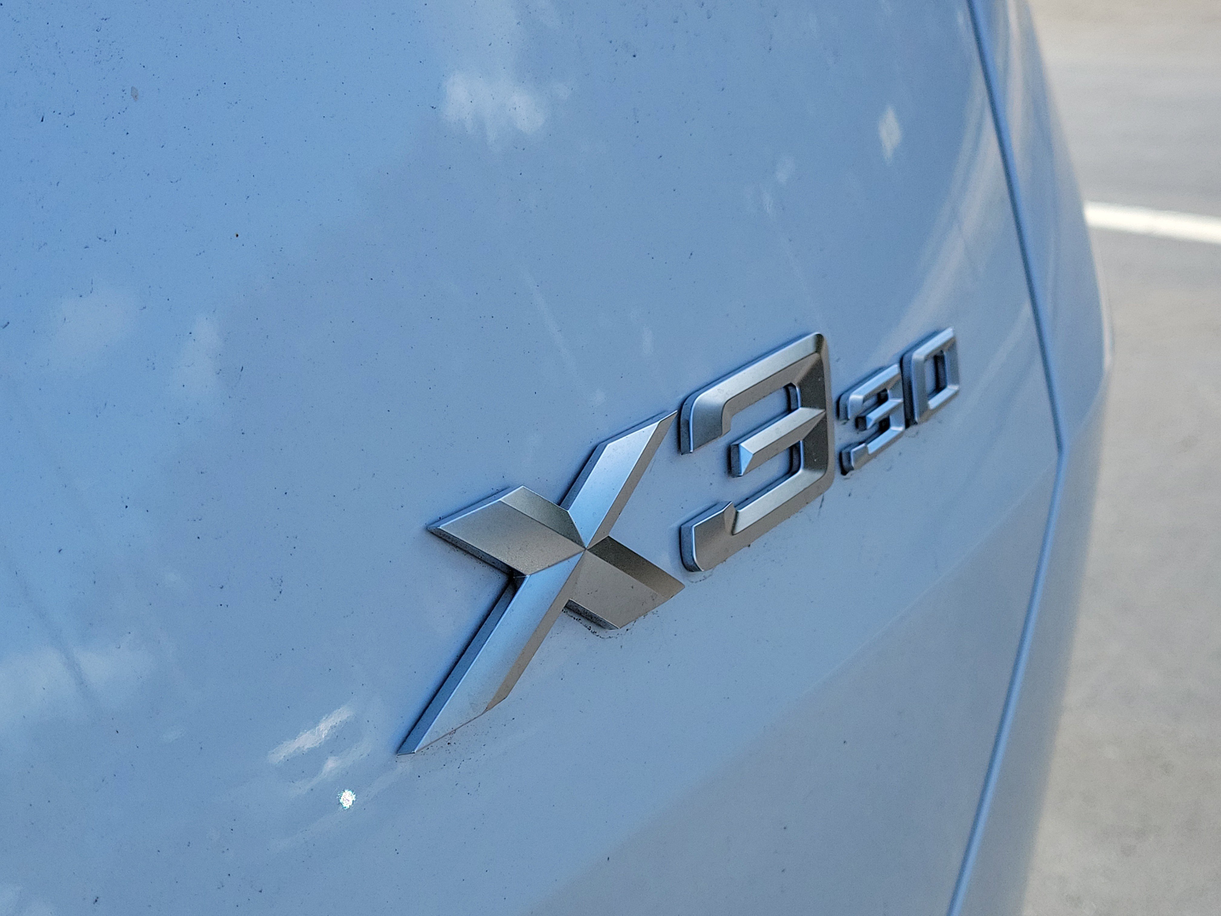 Used 2025 BMW X3 xDrive30i w/ Premium Package image 6