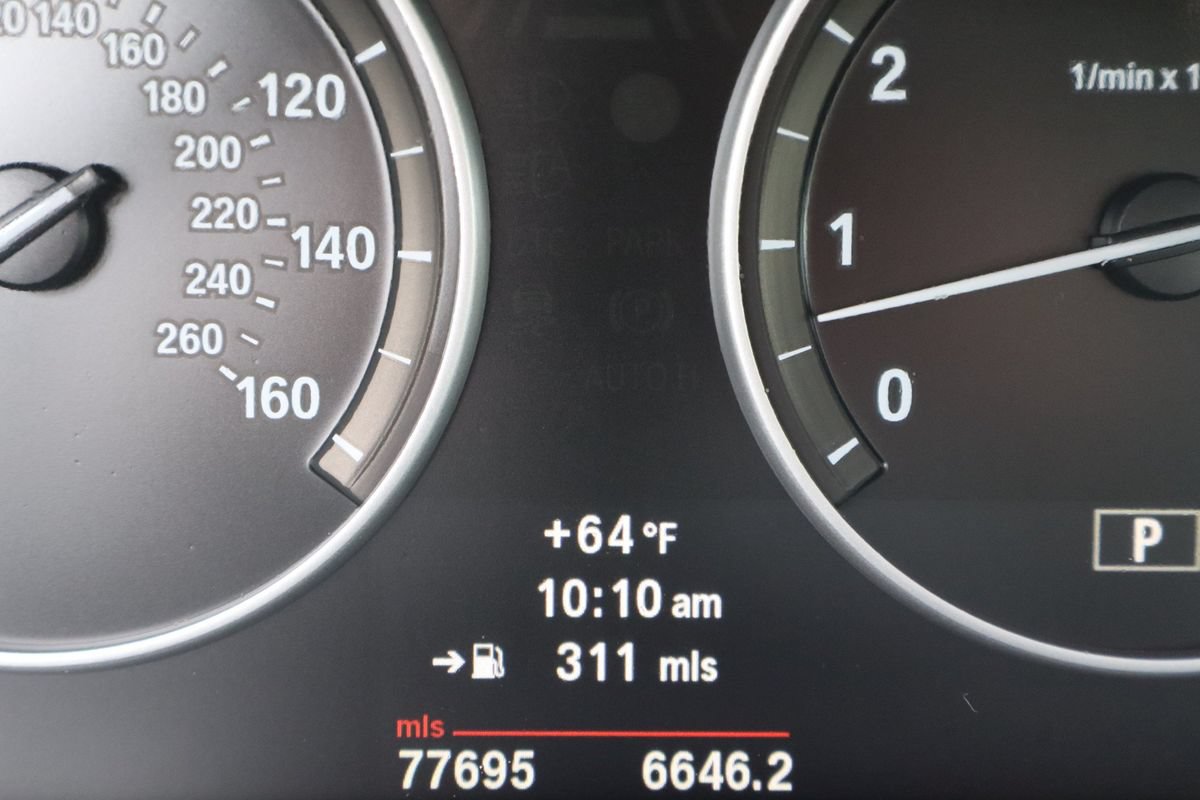 Used 2011 BMW 535i xDrive Sedan AWD/4WD image 46