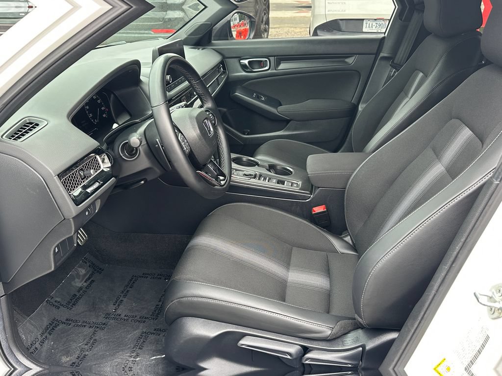 Used 2025 Honda Civic Sport image 16