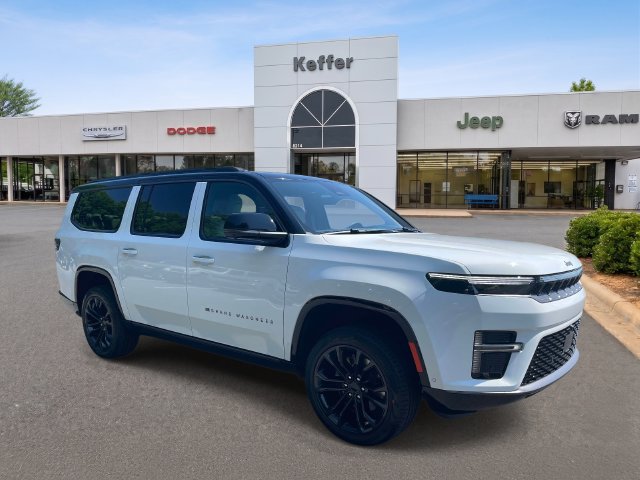 New 2026 Jeep Grand Wagoneer L Summit w/ Premium Group III AWD/4WD image 2