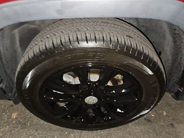 Used 2021 Jeep Cherokee Latitude Lux image 10